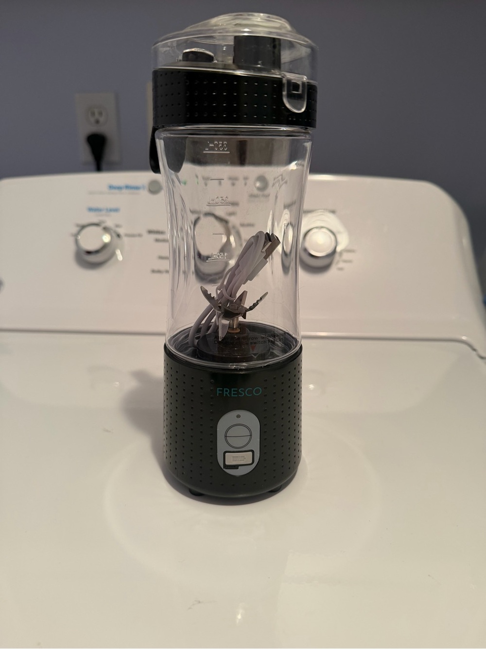 Fresco Portable Personal Blender — Black and Clear